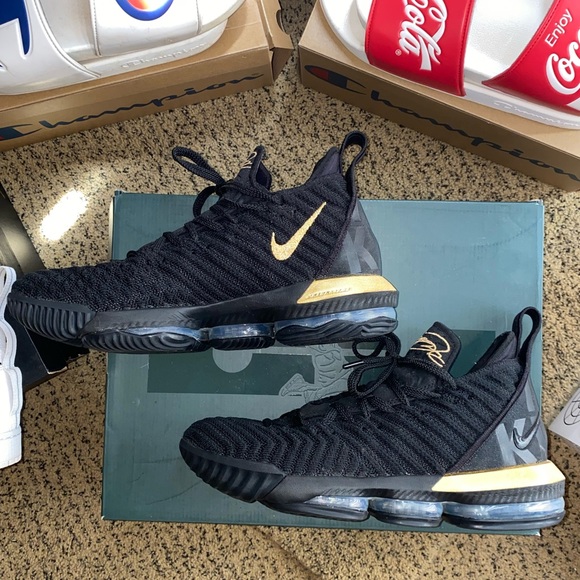 Nike/Champion Shoe Lot Sizes 11 and 12 ($500 for all, individual prices below) main image 5